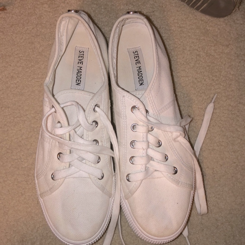 STEVE MADDEN PLATFORM SNEAKER